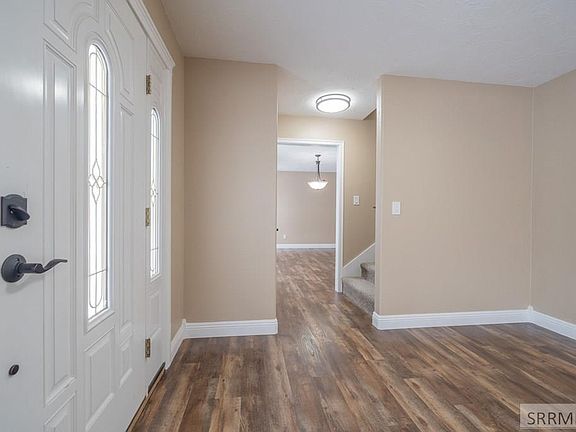4th image of 2826 Driftwood Ln