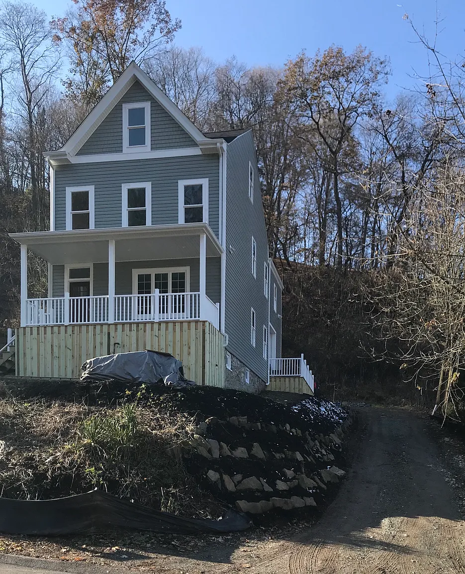 36 Troy St photo 1