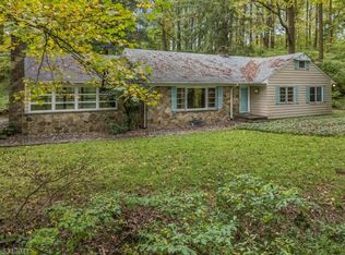 362 Tunnel Rd, Asbury, NJ 08802