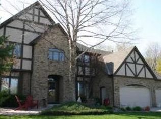 1115 Cove Cir, Mound, MN 55364