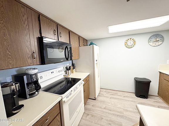 4th image of 3115 S Atlantic Ave APT 1003