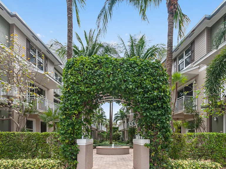 ANKR Wilton Manors — Photo 28