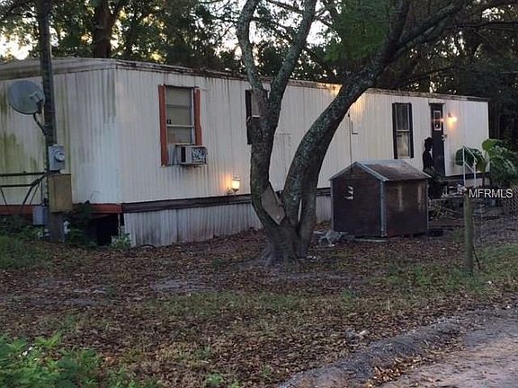 4th image of 3410 Fairfax Park Pl