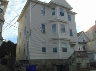 46 Bay St, Fall River, MA 02721
