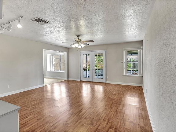 5th image of 16631 Bougainvilla Ln