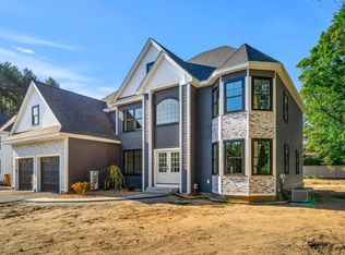 7 Oshaughnessy Ln, Salem, NH 03079