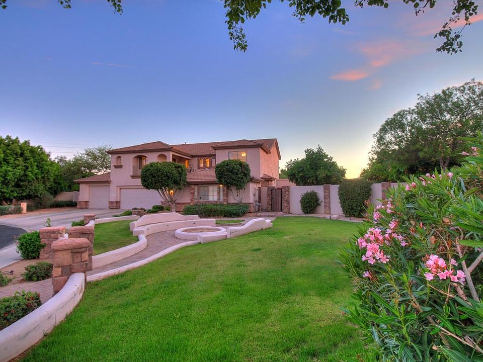 1st image of 1516 S Arroya Cir