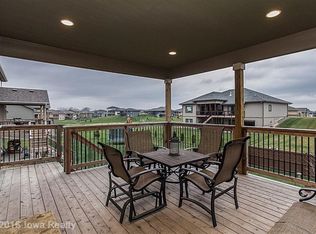 14205 Plum Dr, Urbandale, IA 50323