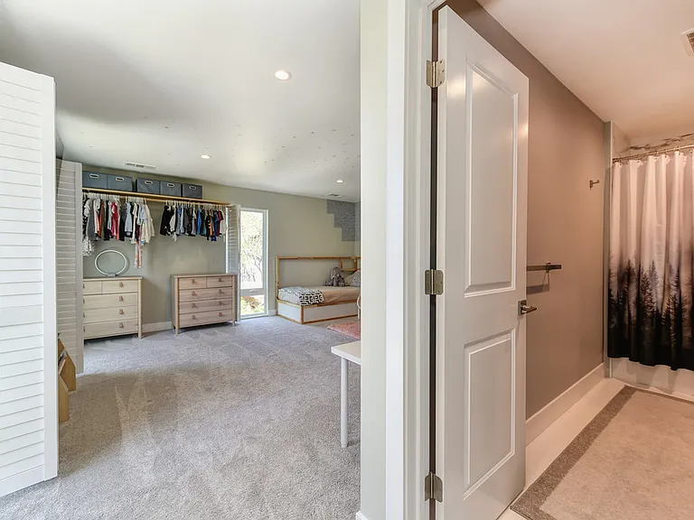 3945 Orange Grove Ave — Photo 33