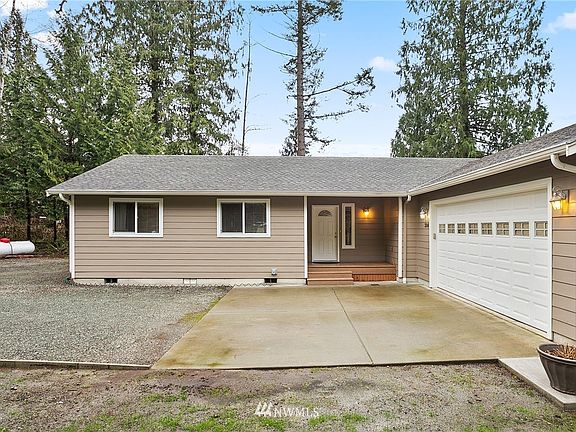 4th image of 386 E Alder Dr