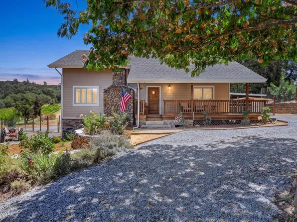 2402 Deer Valley Rd, Rescue, CA 95672