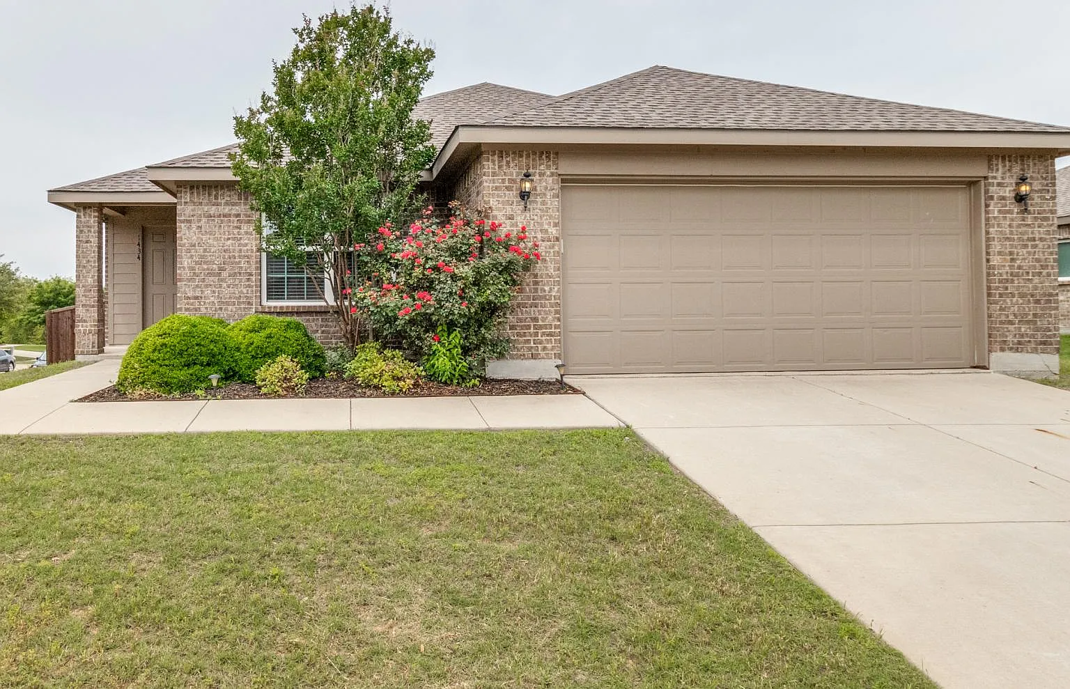 3 bed, 1551 sqft, $1,800 — Photo 1