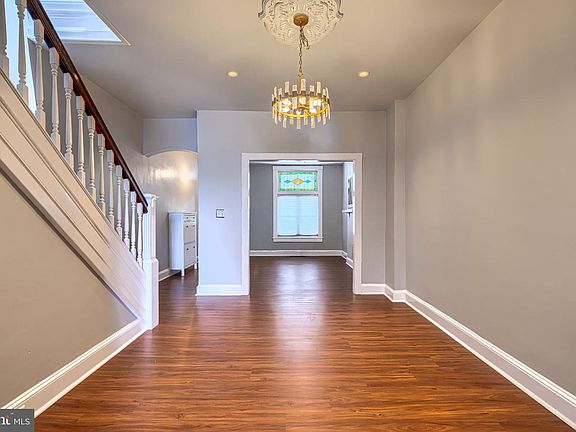 5th image of 4024 Falls Rd