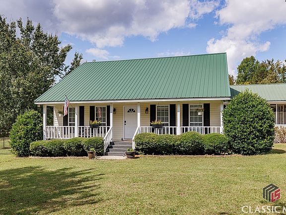 2nd image of 1030 Country Club Lane