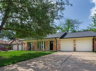 9711 Philmont Dr, Houston, TX 77080