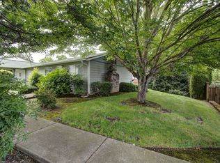 3300 Kauffman Ave APT 11, Vancouver, WA 98660