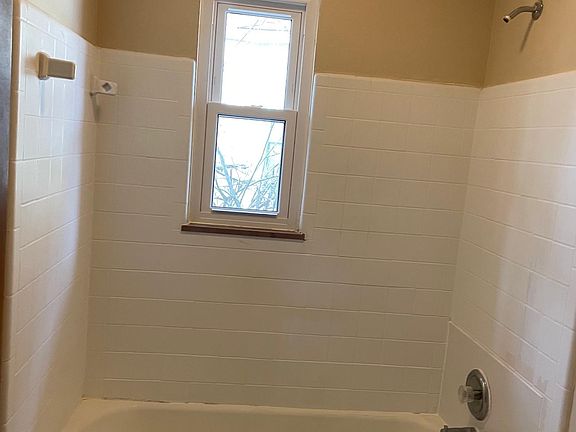 5th image of 75 E Tompkins St Unit A