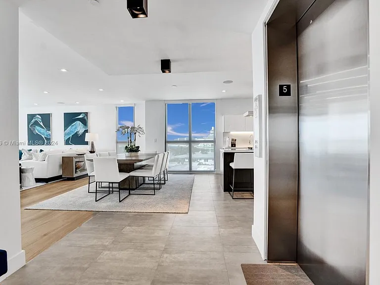 1930 Bay Dr #2 — Photo 29