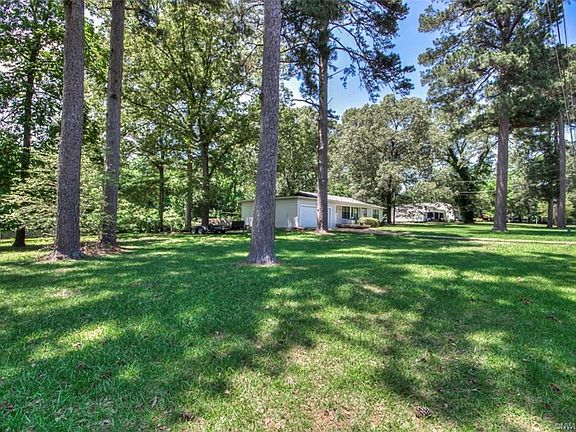 5th image of 610 Pine Acres Dr