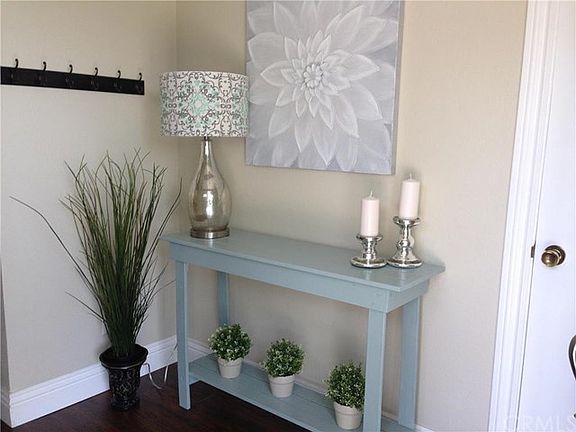Foyer entryway welcomes you home