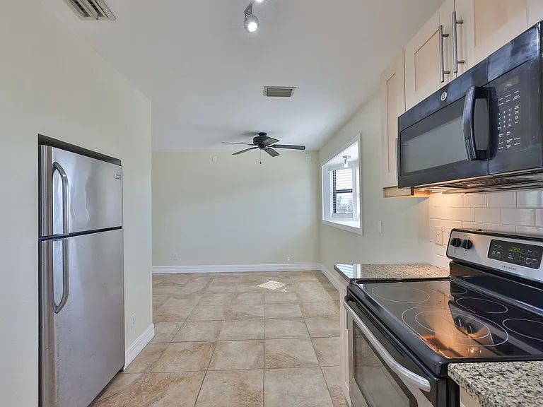 10220 Gulf Blvd #1 — Photo 15