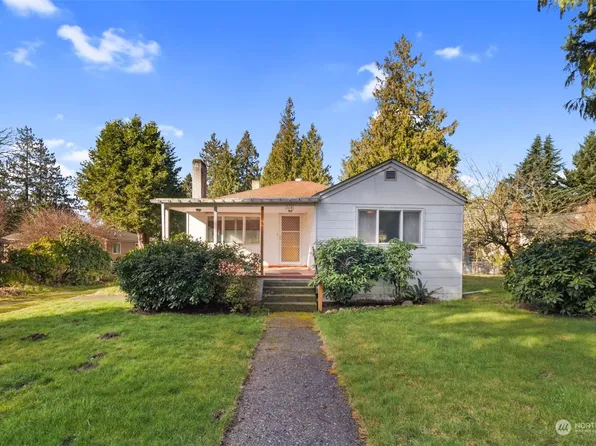 13041 10th Avenue S, Burien, WA 98168