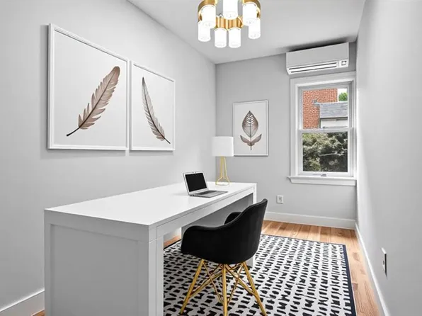 2738 Miles Avenue image 8 of 27