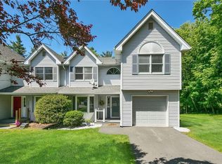 204 Brittany Ct, Valley Cottage, NY 10989