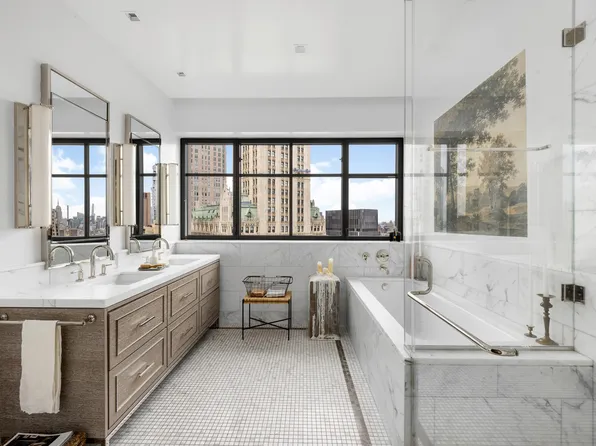 25 Park Row image 15 of 22