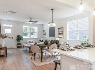 1812 Purser Dr, Charlotte, NC 28215