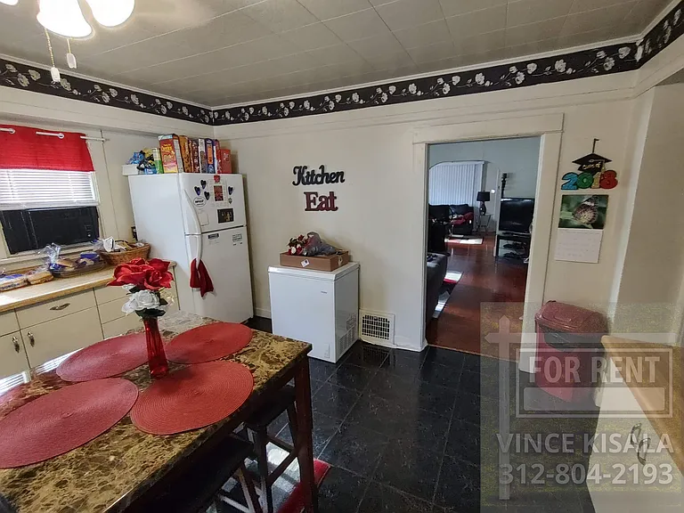 601 E Barker Ave #1 — Photo 6