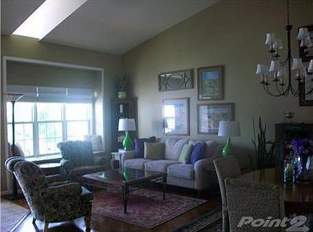 3rd image of 1680 Abigail Way