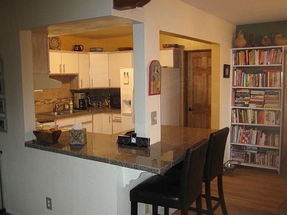 3rd image of 202 Sombrio Dr