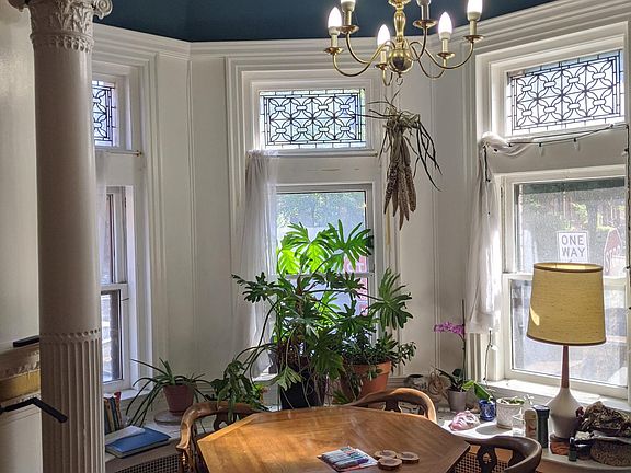 3rd image of 161 Washington St APT 1