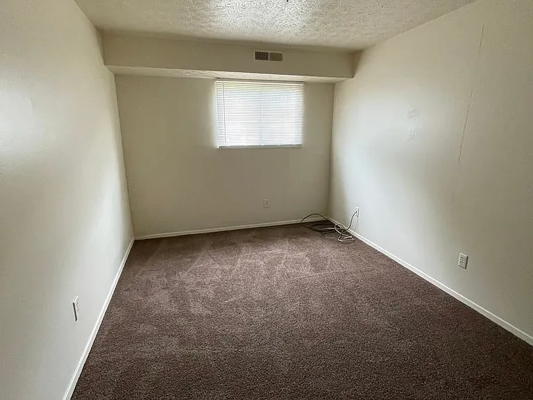 841 Silver Meadows Blvd — Photo 51