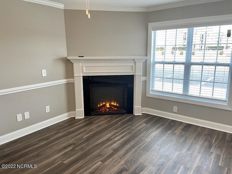 2nd image of 3325 Briarcliff Dr #C