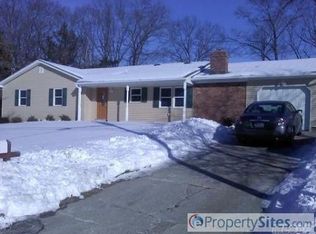 76 Mahogany Rd, Rocky Point, NY 11778