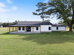 22372 North Rd, Summers, AR 72769