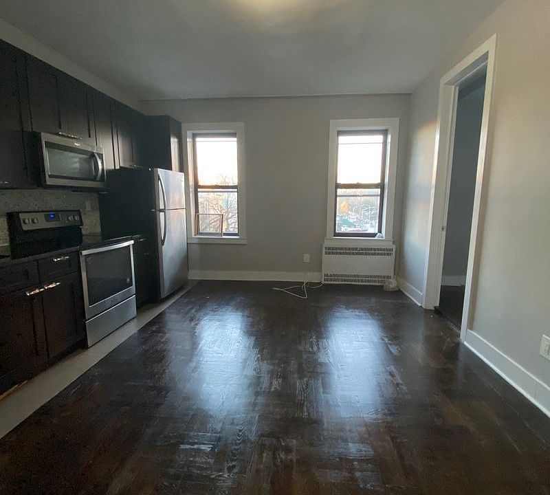 1st image of 31 E 21st St APT 3G