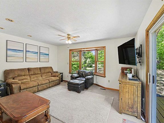 5th image of 5218 Mitchell Rd