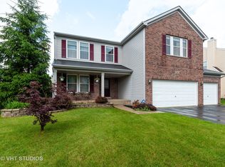 3912 Stonebridge Dr, Zion, IL 60099