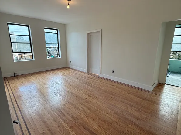 87-05 89th Ave #B1, Woodhaven, NY 11421