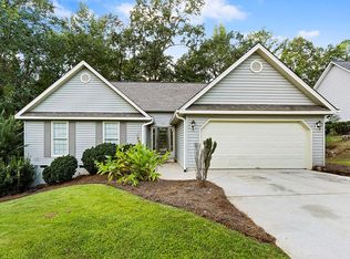 101 Oak Ridge Dr, Greenwood, SC 29649