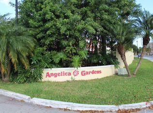 18861 NW 84th Ave, Hialeah, FL 33015