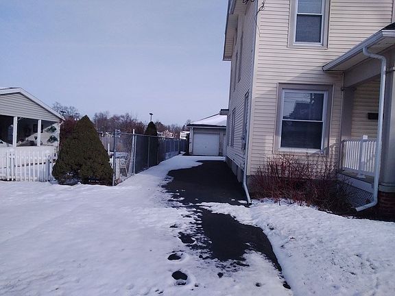 2nd image of 308 Steuben St