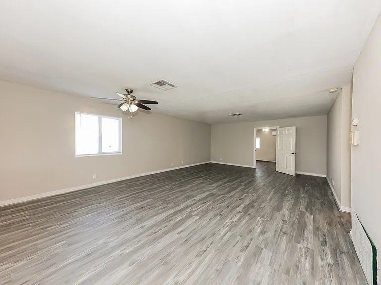 43102 Nairobi Dr — Photo 11