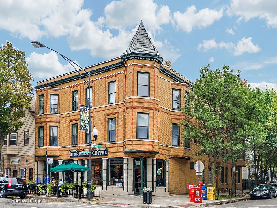 1st image of 2025 W Roscoe St APT 3F