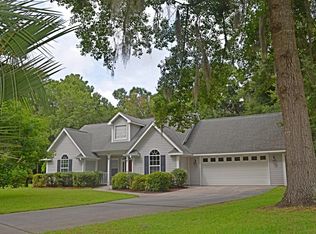 22 Meagan Dr, Beaufort, SC 29907
