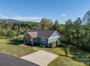 105 Bluebell Ridge Ln, Weaverville, NC 28787