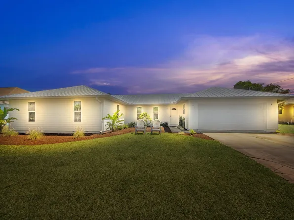 6100 Seagrape Drive, Fort Pierce, FL 34982
